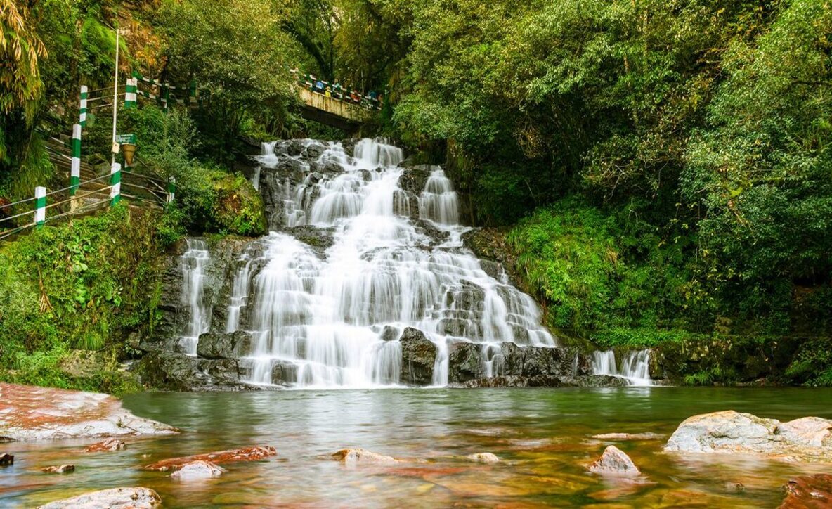 asia cleanest village, Mawlynnong cleanest village, Shillong meghalaya packages, 